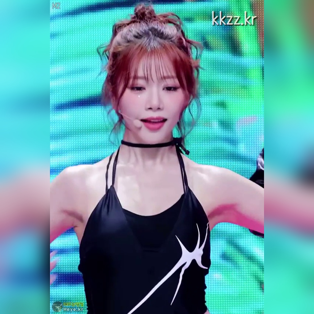 ファイン ノースリーブ ベイビー ユユ GIF