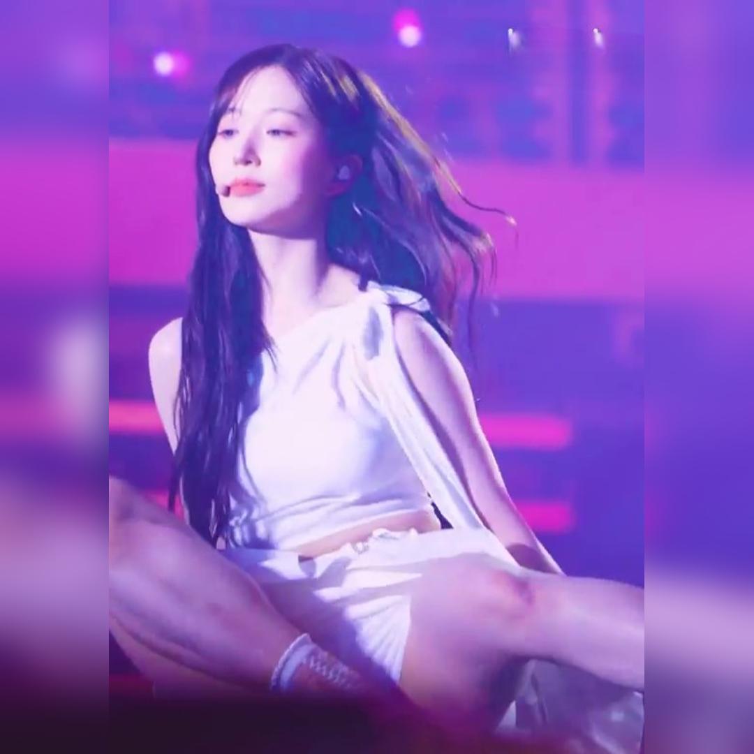 하얀 허벅지 엔믹스 해원 움짤