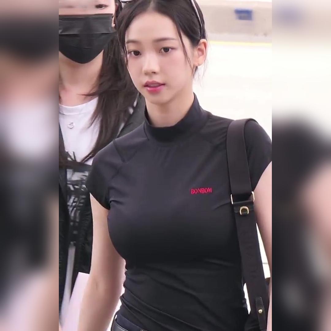 묵직한 출국길 에스파 카리나 움짤