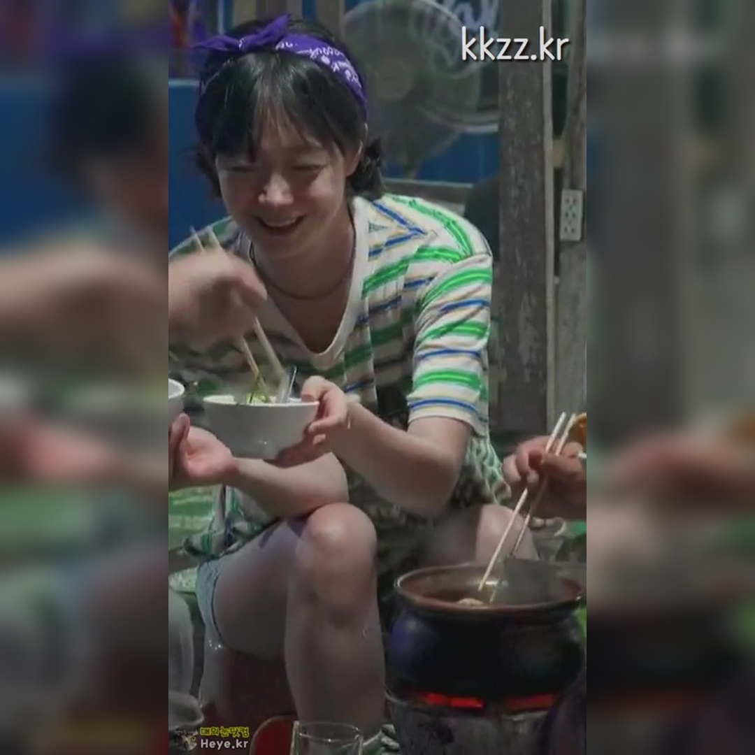 반바지 전소민… 다리 터질듯한 라인