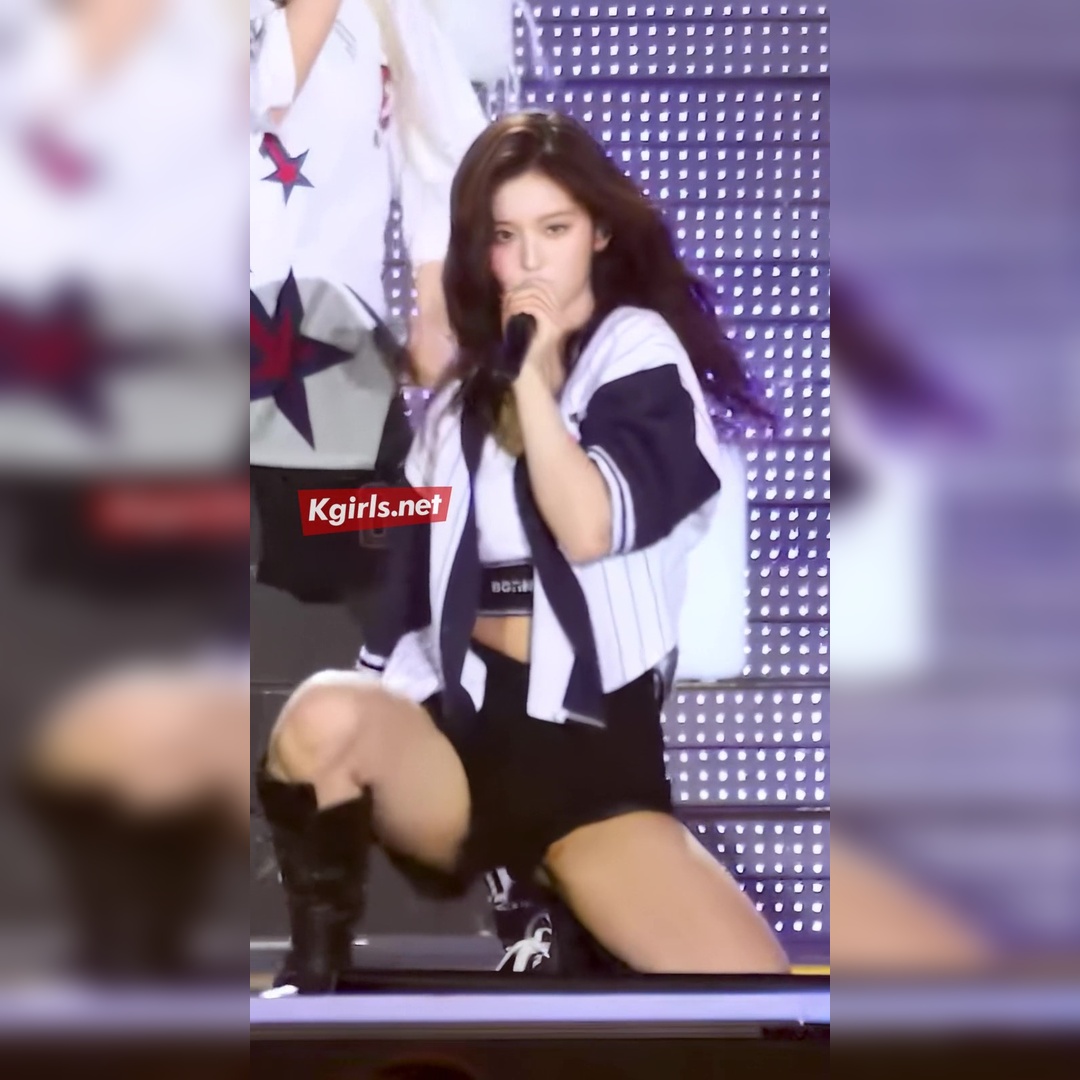 설윤 별바닥 안무… 엉덩이 라인 터짐