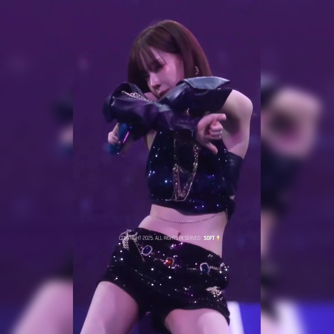 OMG Winter’s Black Sparkly Outfit and Those Hip Moves are Insane! 😱