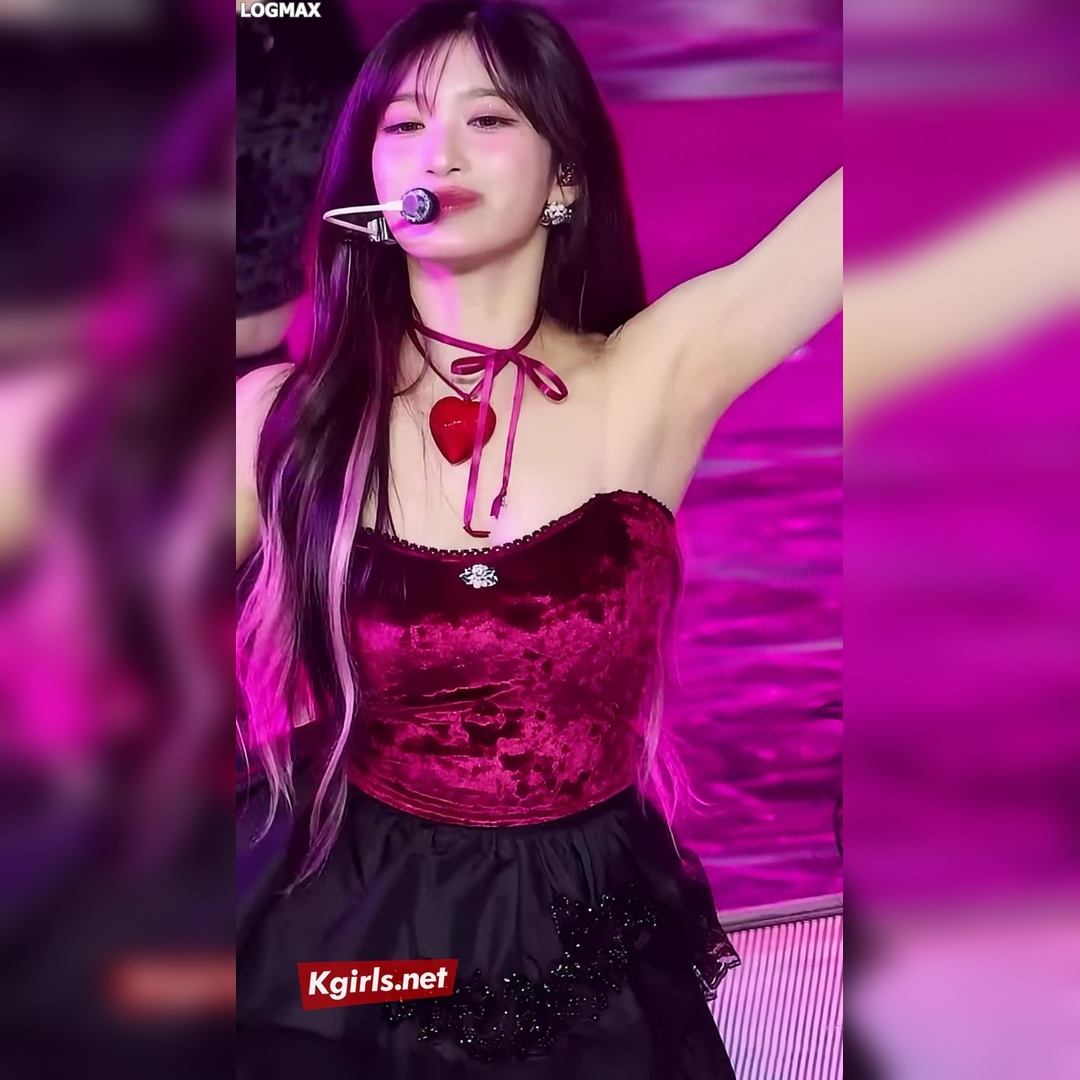 이서 가요대전 Summer 직캠… 치마 속 살짝 보인 충격 각도