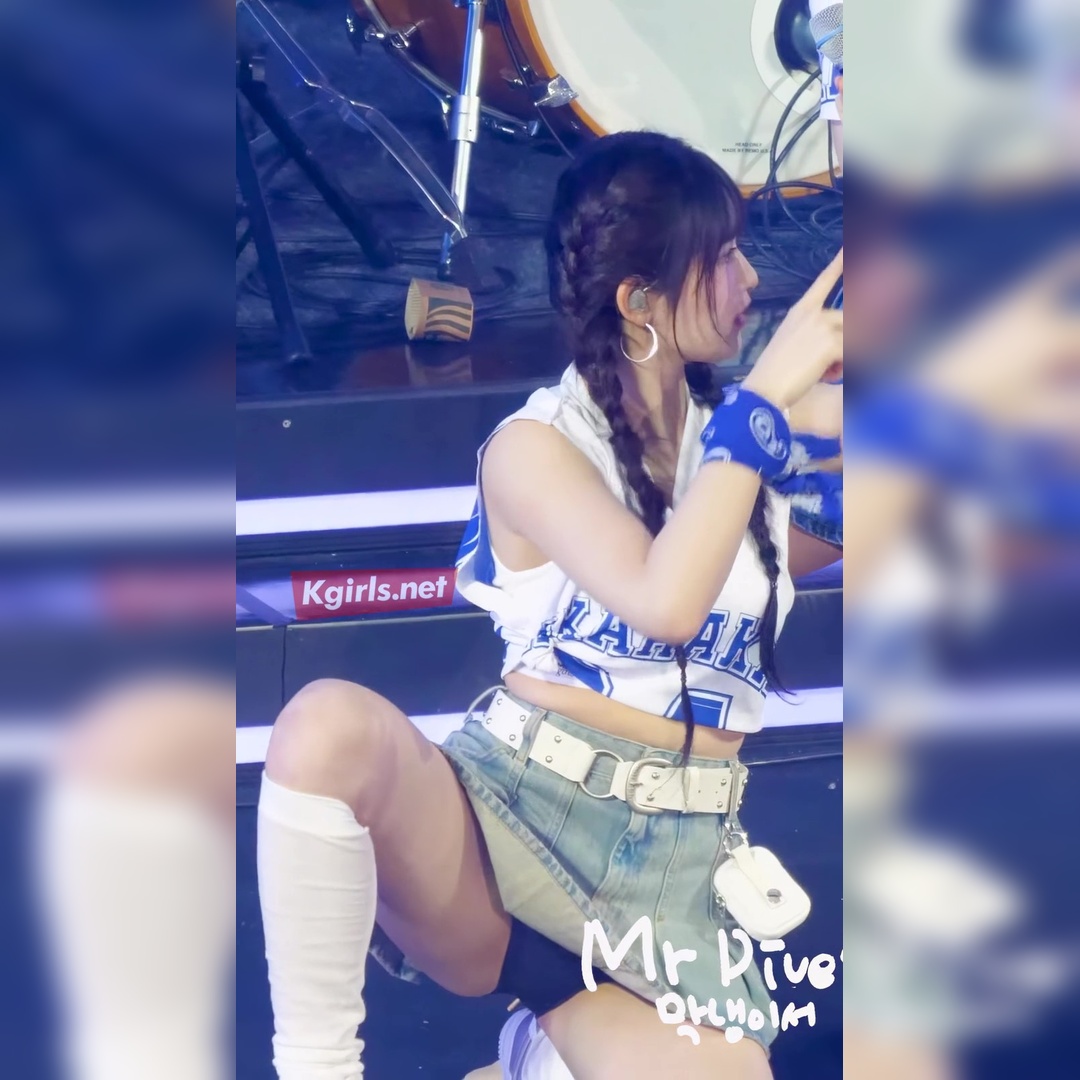 이서 아카라카 직캠 몸매 분석: 허리 굴곡부터 골반 폭발 각도 완벽