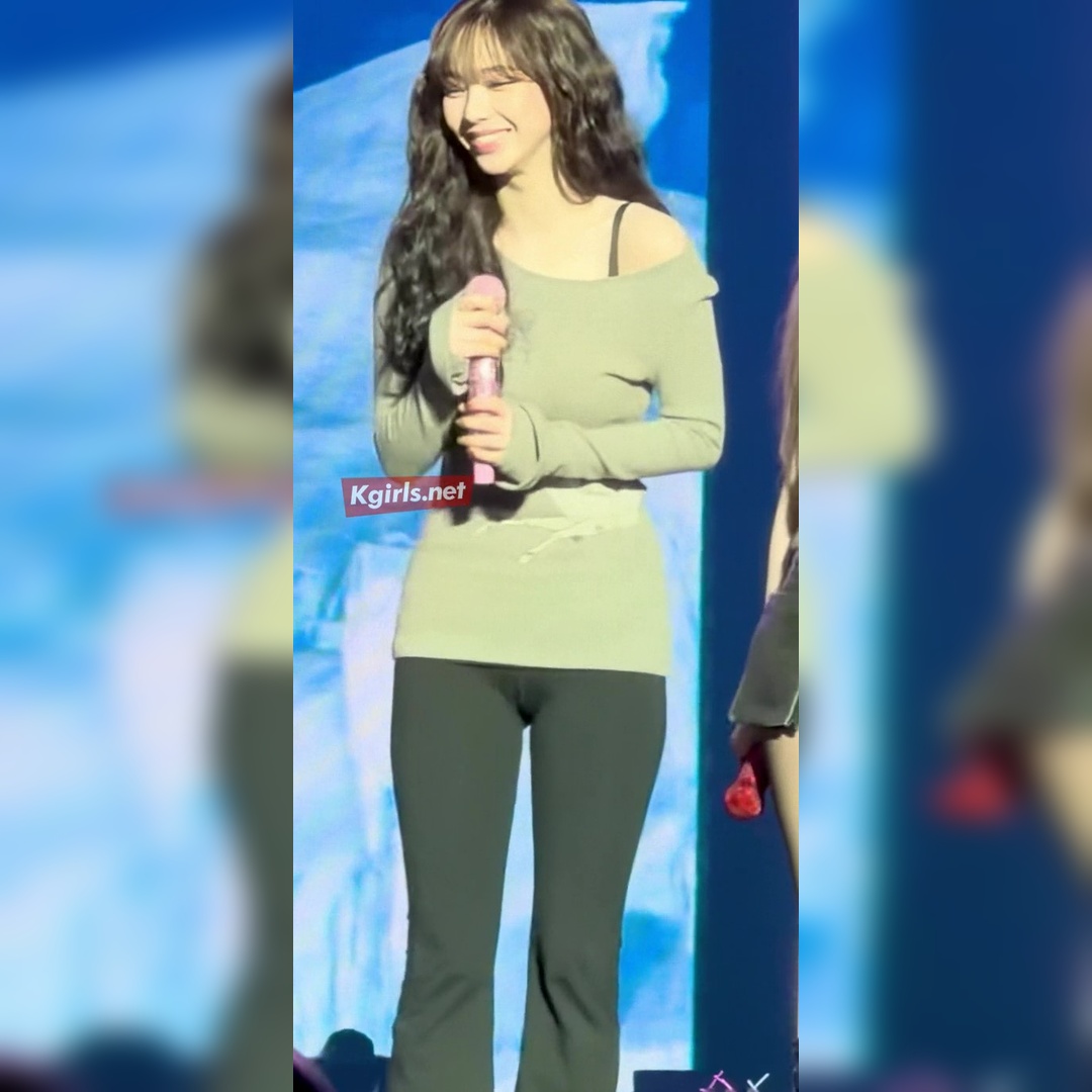 卡琳娜穿紧身裤展现完美身材比例，简直绝了